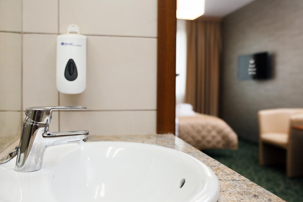Hotel Royal Botanic Lublin Kamer foto